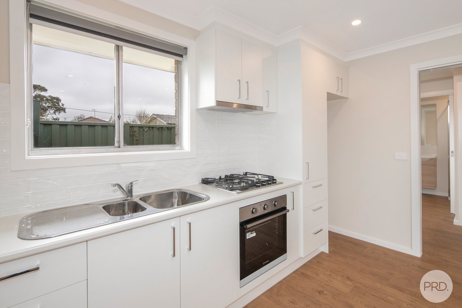 1/9 Aminya Avenue DELACOMBE 3