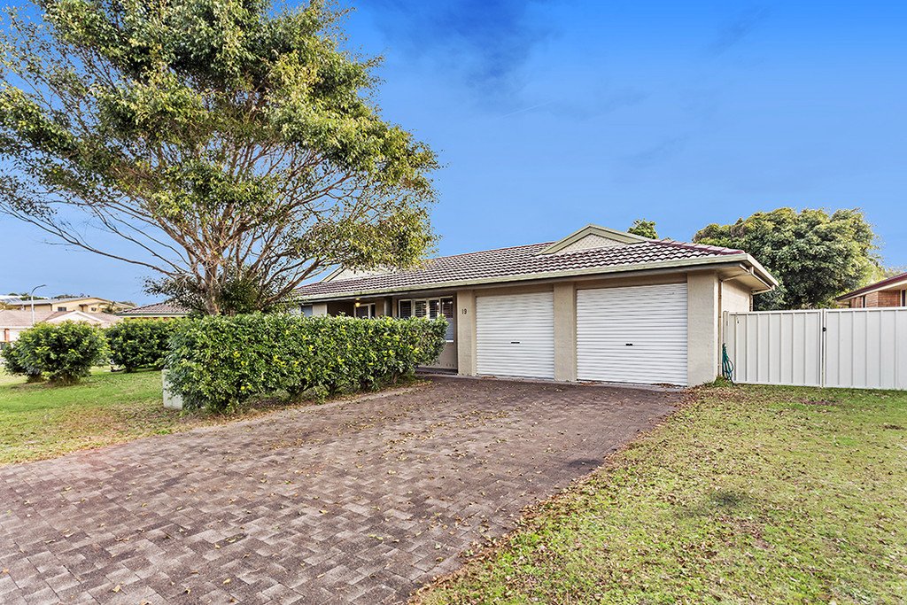 19 Anglers Drive ANNA BAY 18