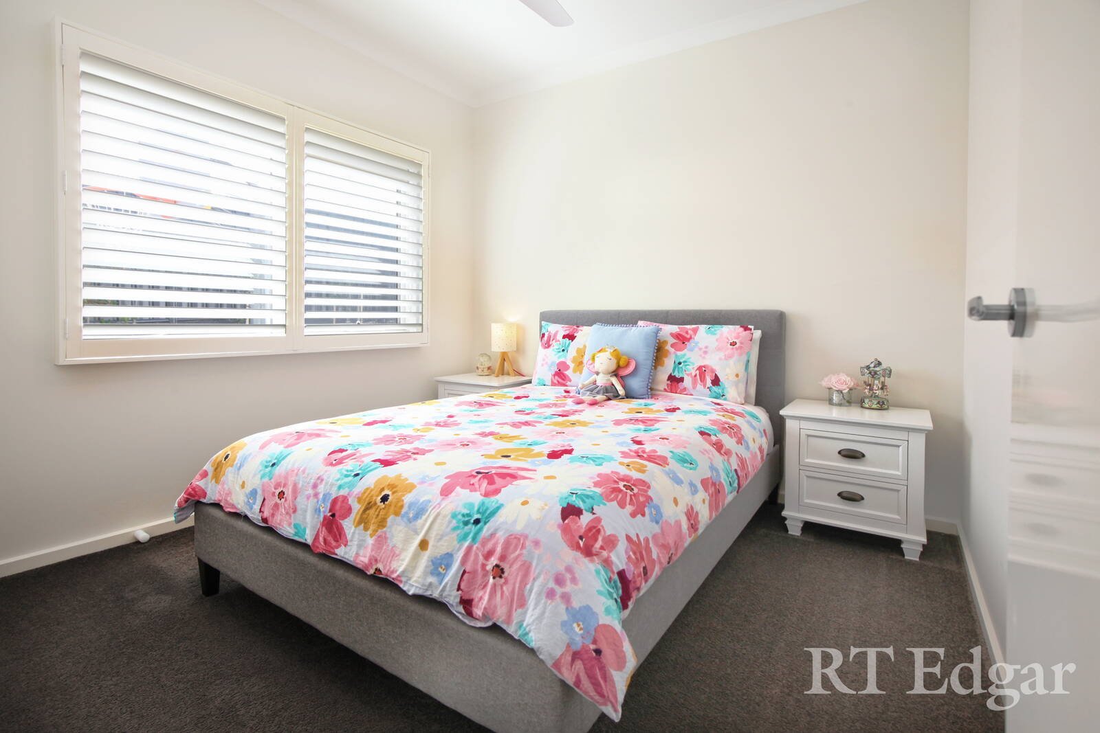 Real Estate and Property in 19 Armstrong Court, Kyneton, VIC