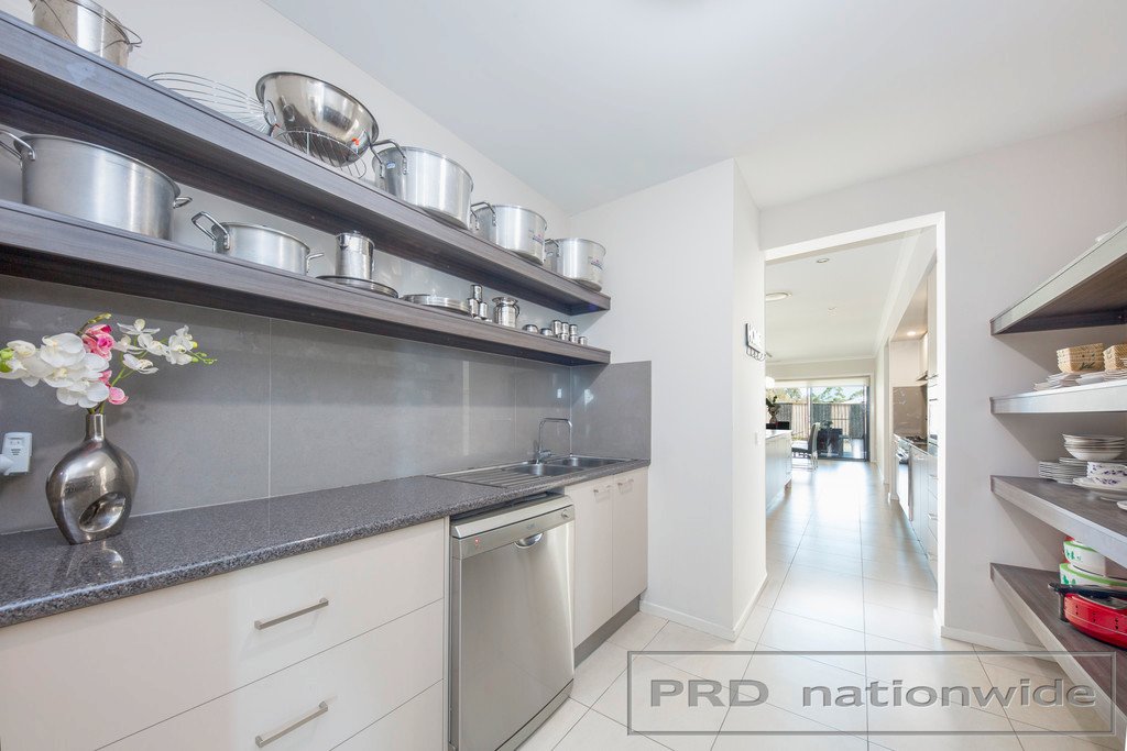 19 Arrowtail Street CHISHOLM 8