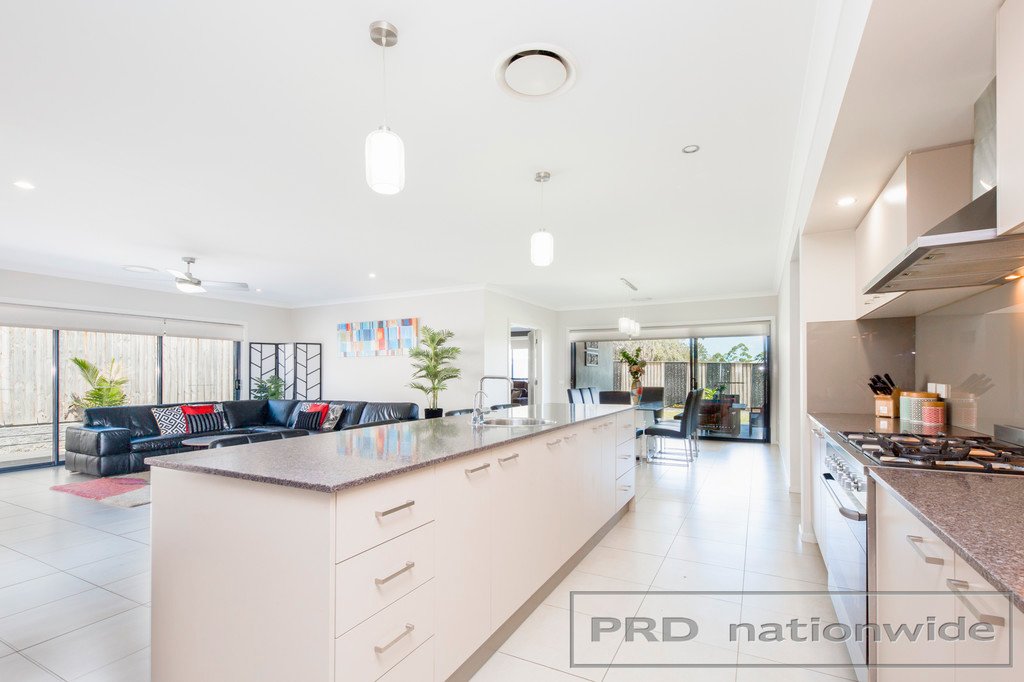 19 Arrowtail Street CHISHOLM 9