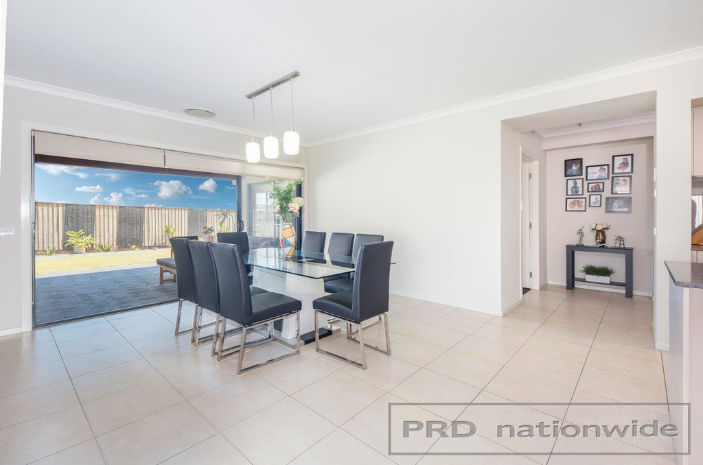 19 Arrowtail Street CHISHOLM 10