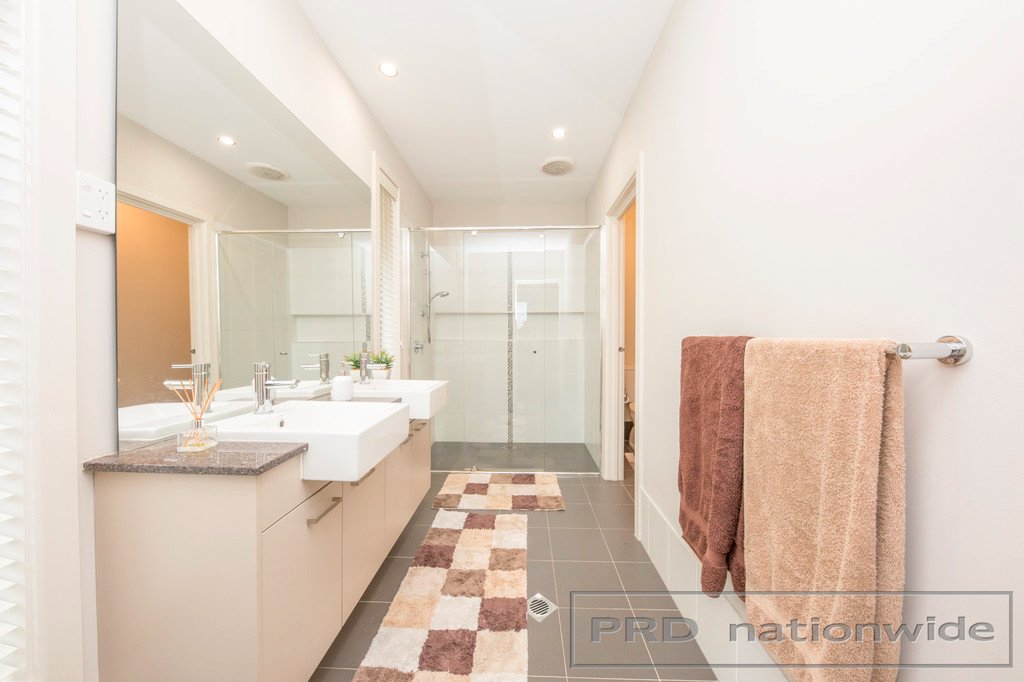 19 Arrowtail Street CHISHOLM 18