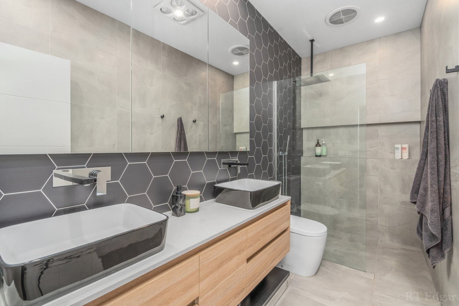 Real Estate and Property in 1/9 Autumn Street, Coburg, VIC