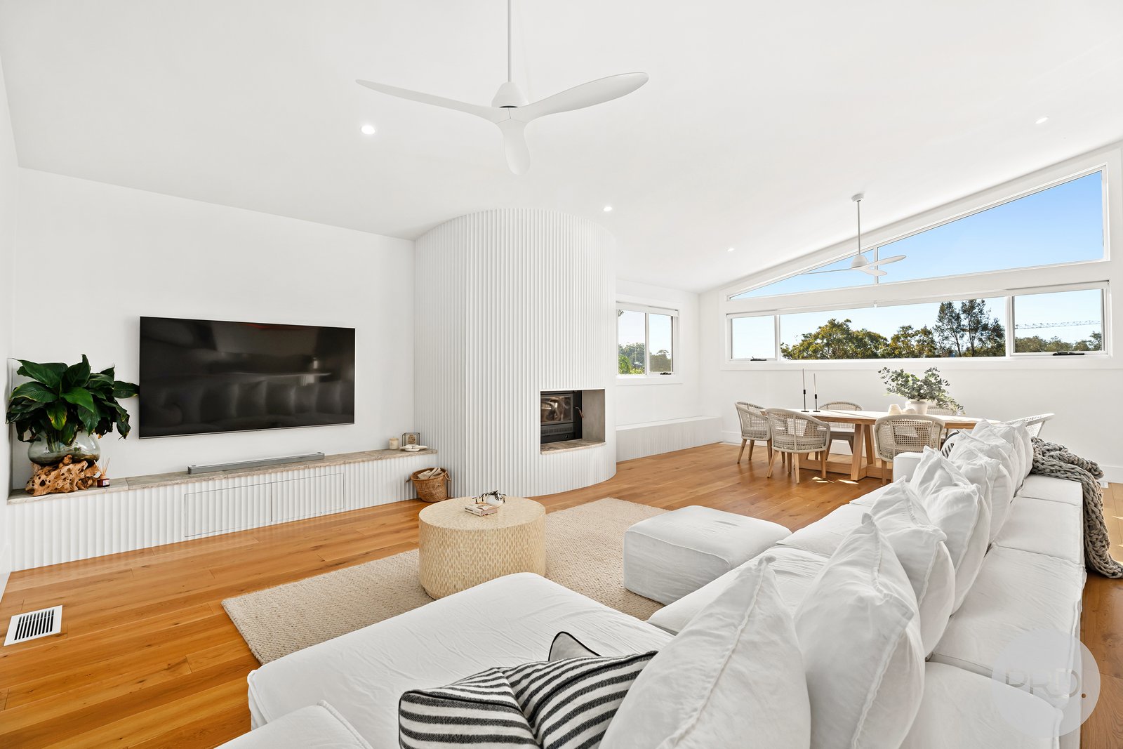 19 Bagnall Avenue SOLDIERS POINT 6