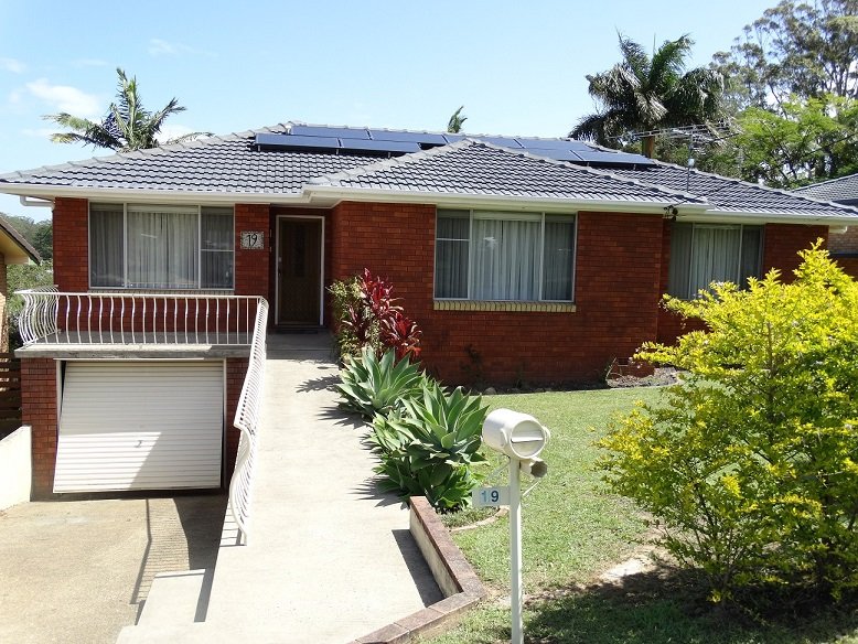 19 Bailey Avenue COFFS HARBOUR 2