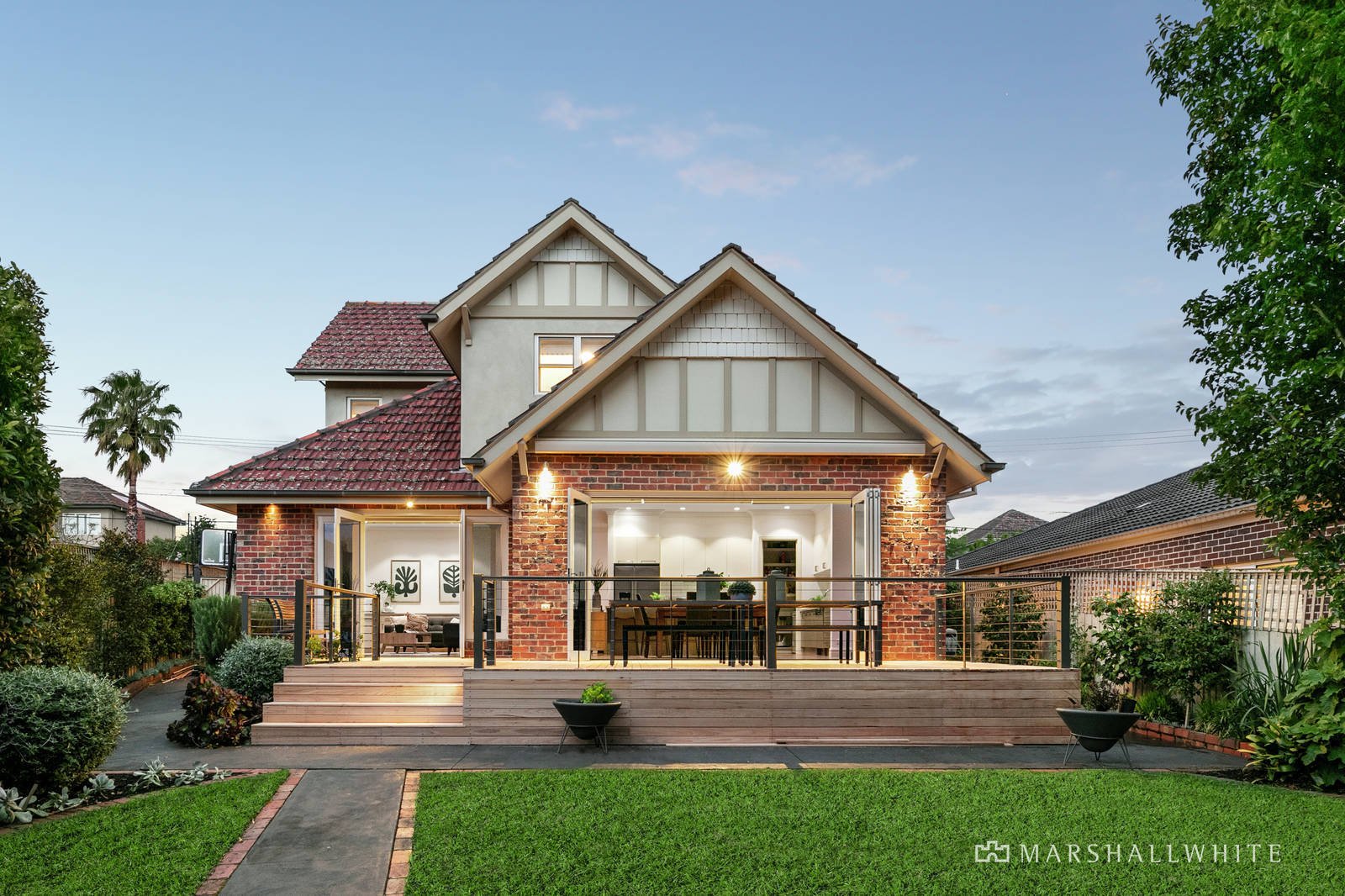 19 Baker Parade, Ashburton, VIC