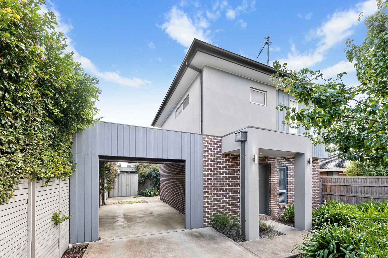 Gallery: 19 Balanada Close