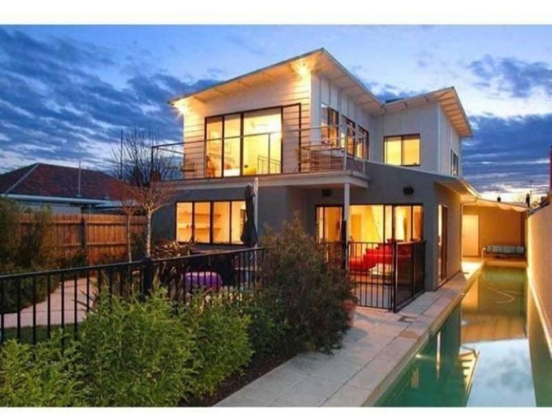 Gallery: 19 Ballard Street