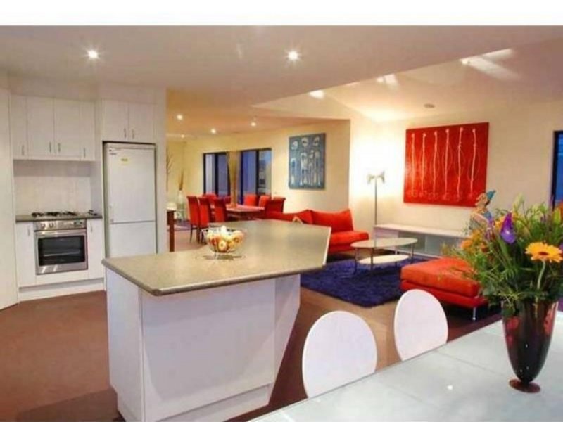 Gallery: 19 Ballard Street