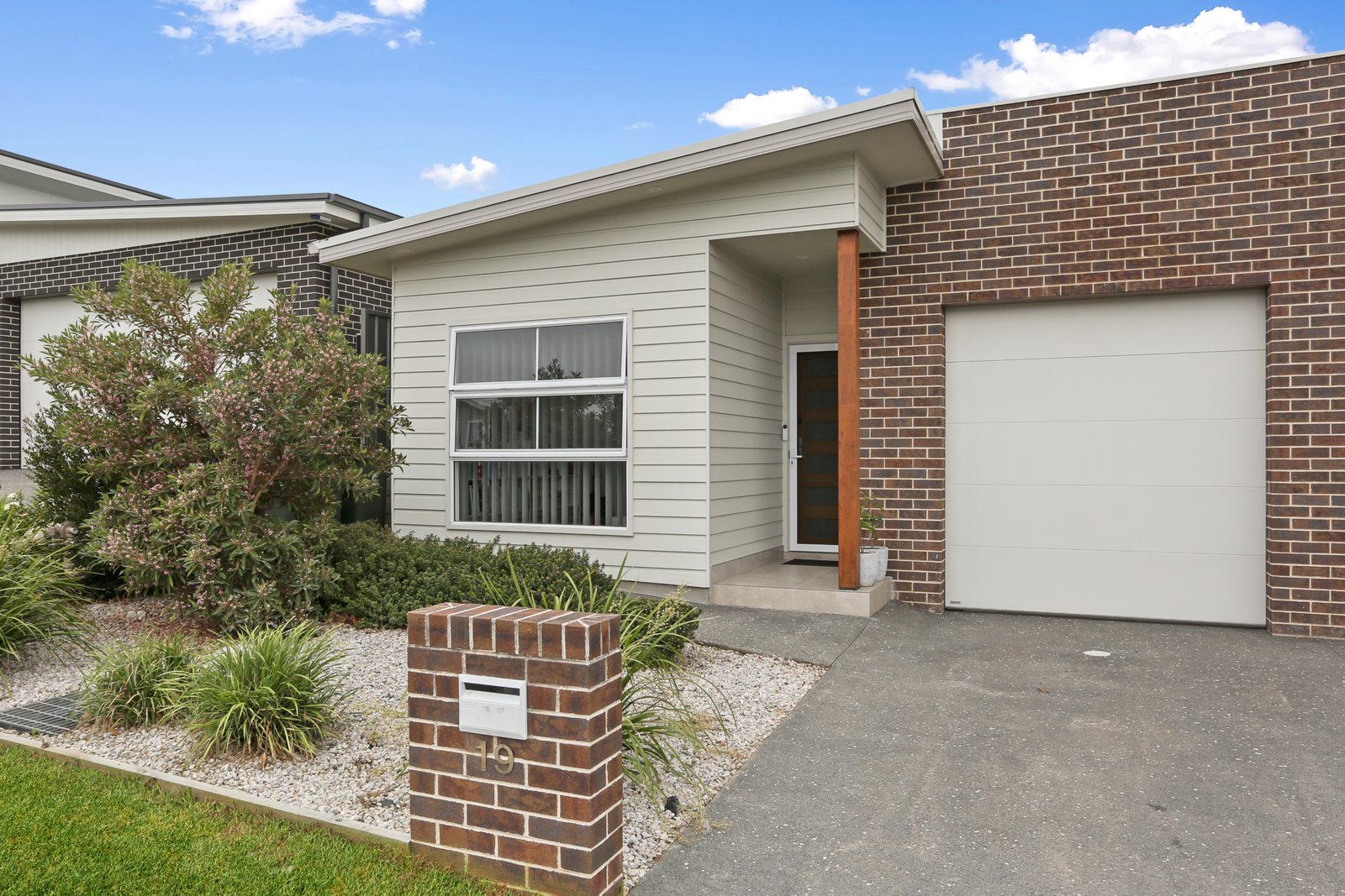 19 Banjo Street ALBION PARK 3