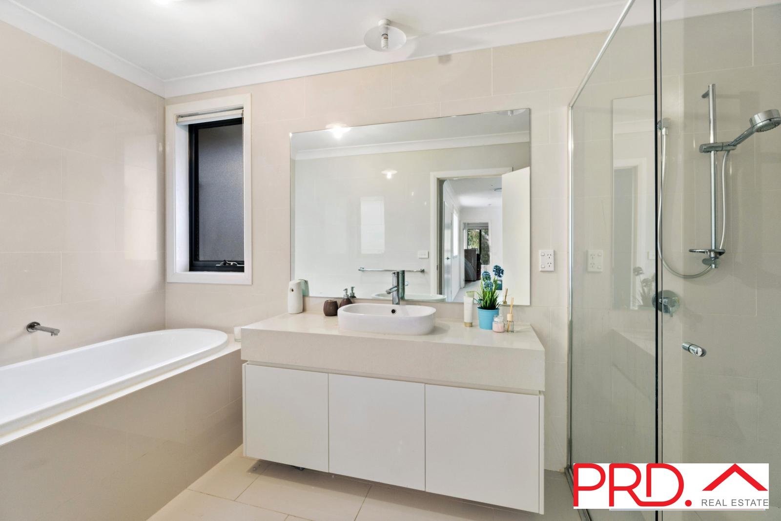 19 Bardo Circuit REVESBY HEIGHTS 9