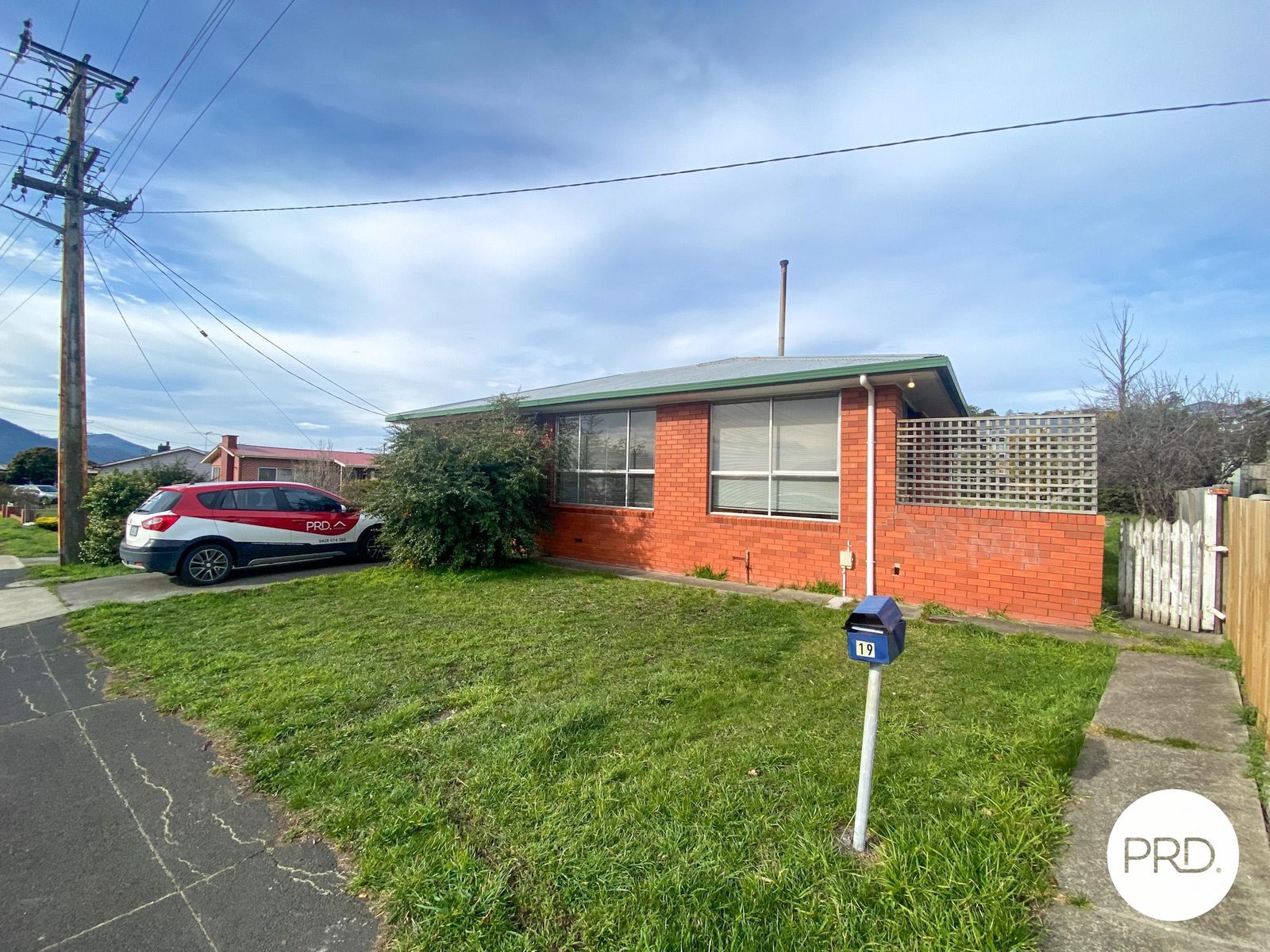 19 Barossa Road GLENORCHY 1