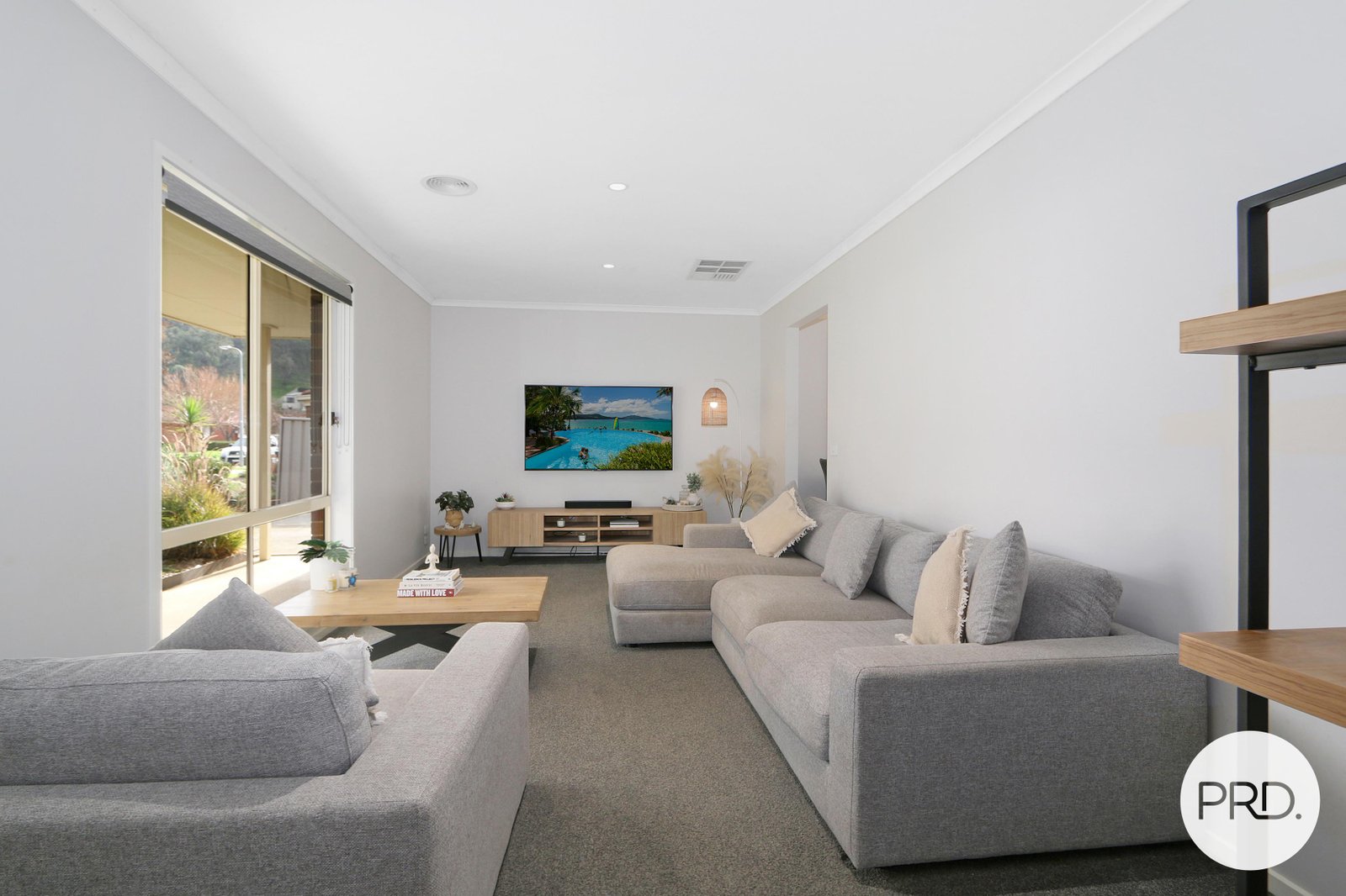 19 Bartholomew Street GLENROY 5