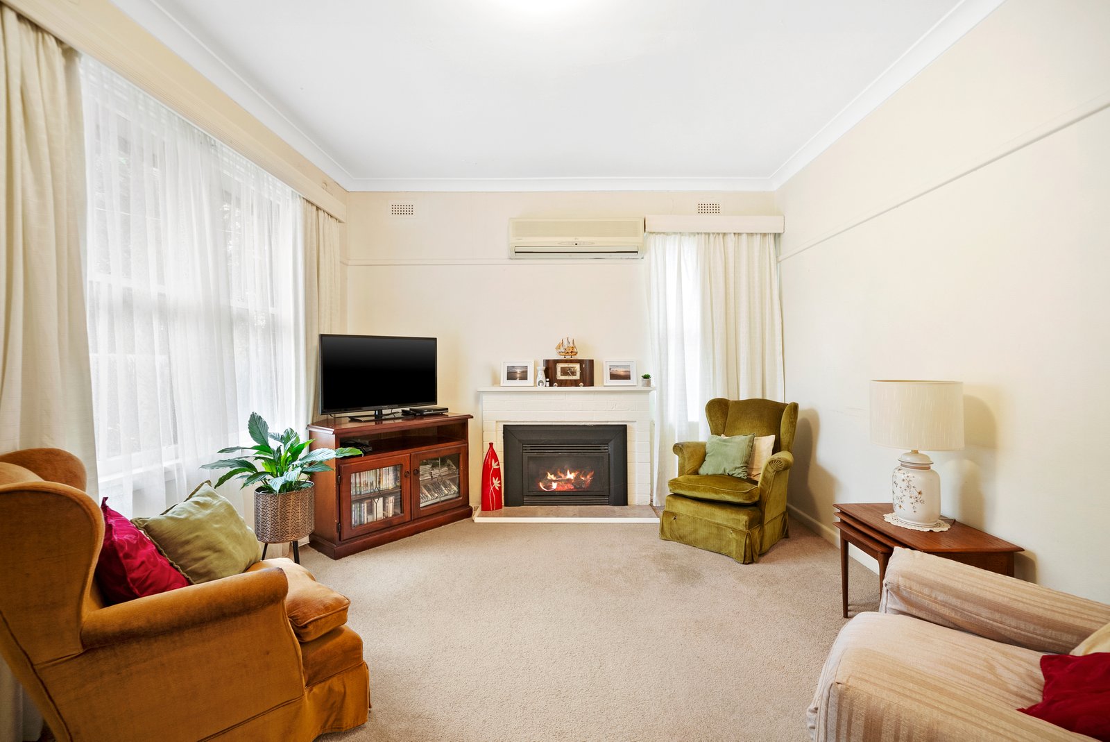 Gallery: 19 Bateman Street
