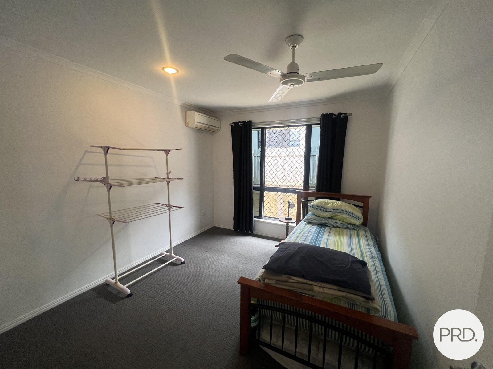 19 BAUHINIA Street BOYNE ISLAND 11