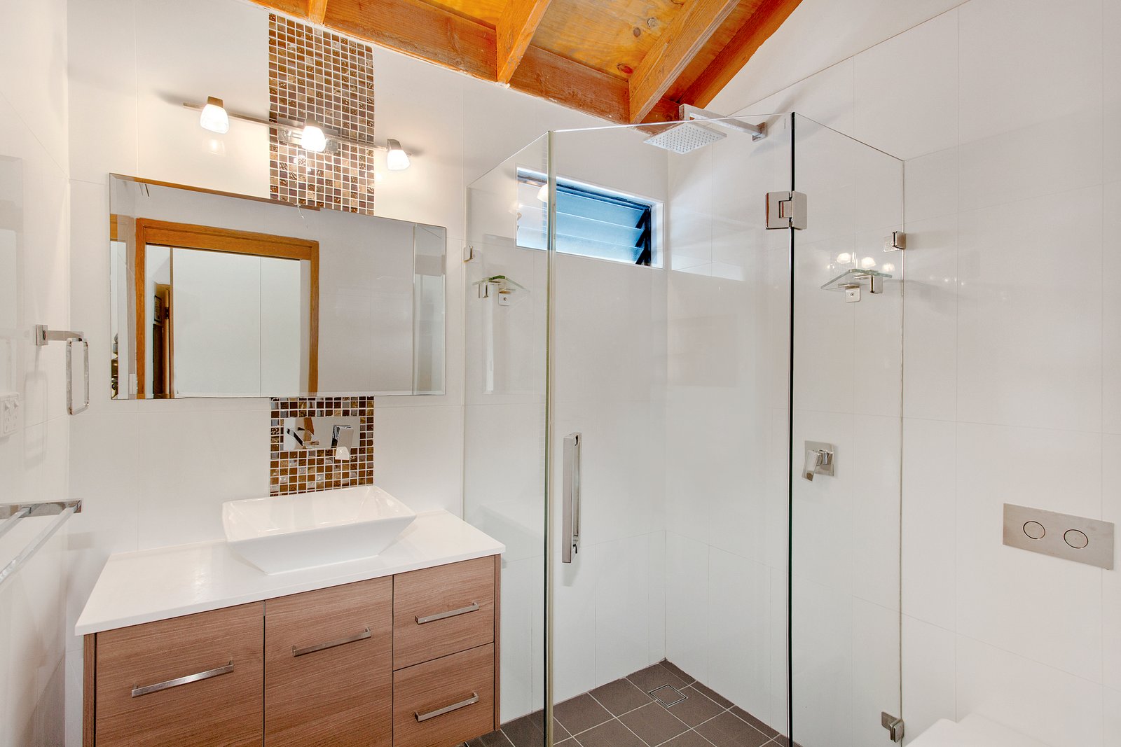 19 Bayside Avenue NORTH HAVEN NSW 2443