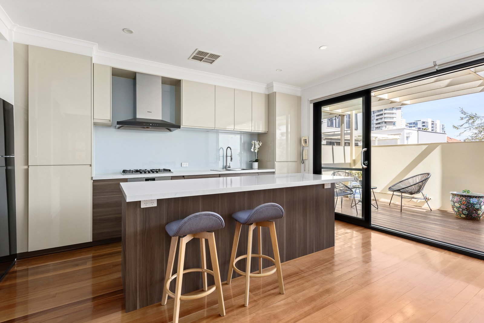 Gallery: 19 Beacon Vista