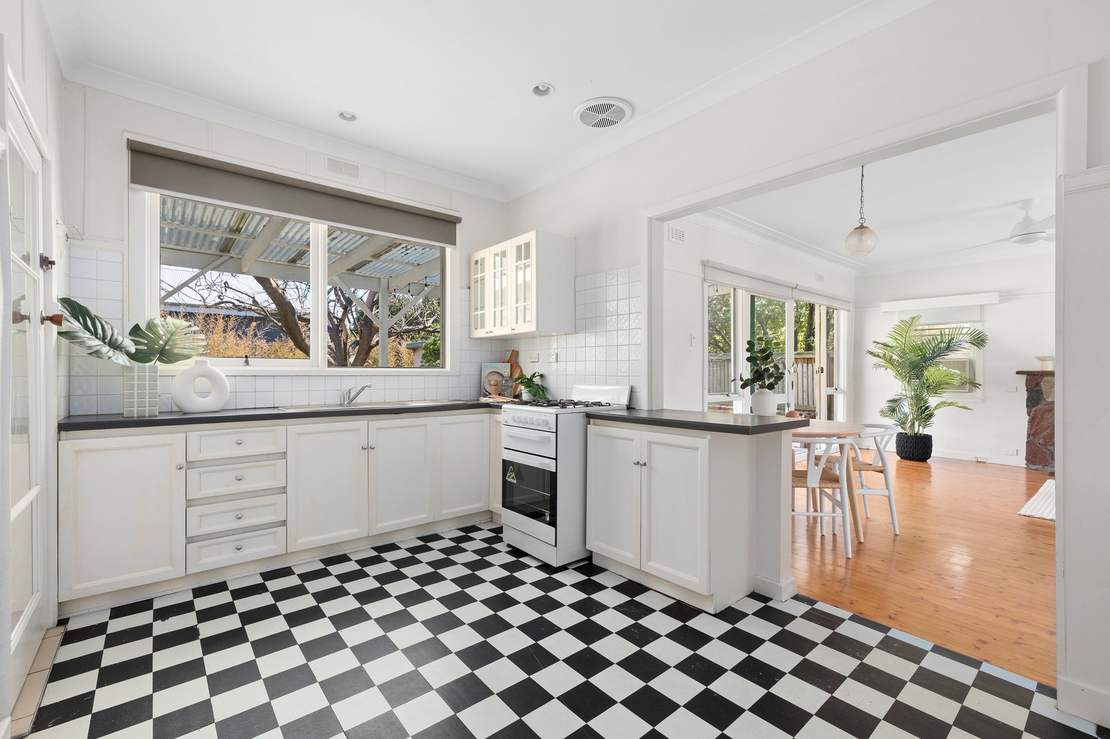 Gallery: 19 Bear Street