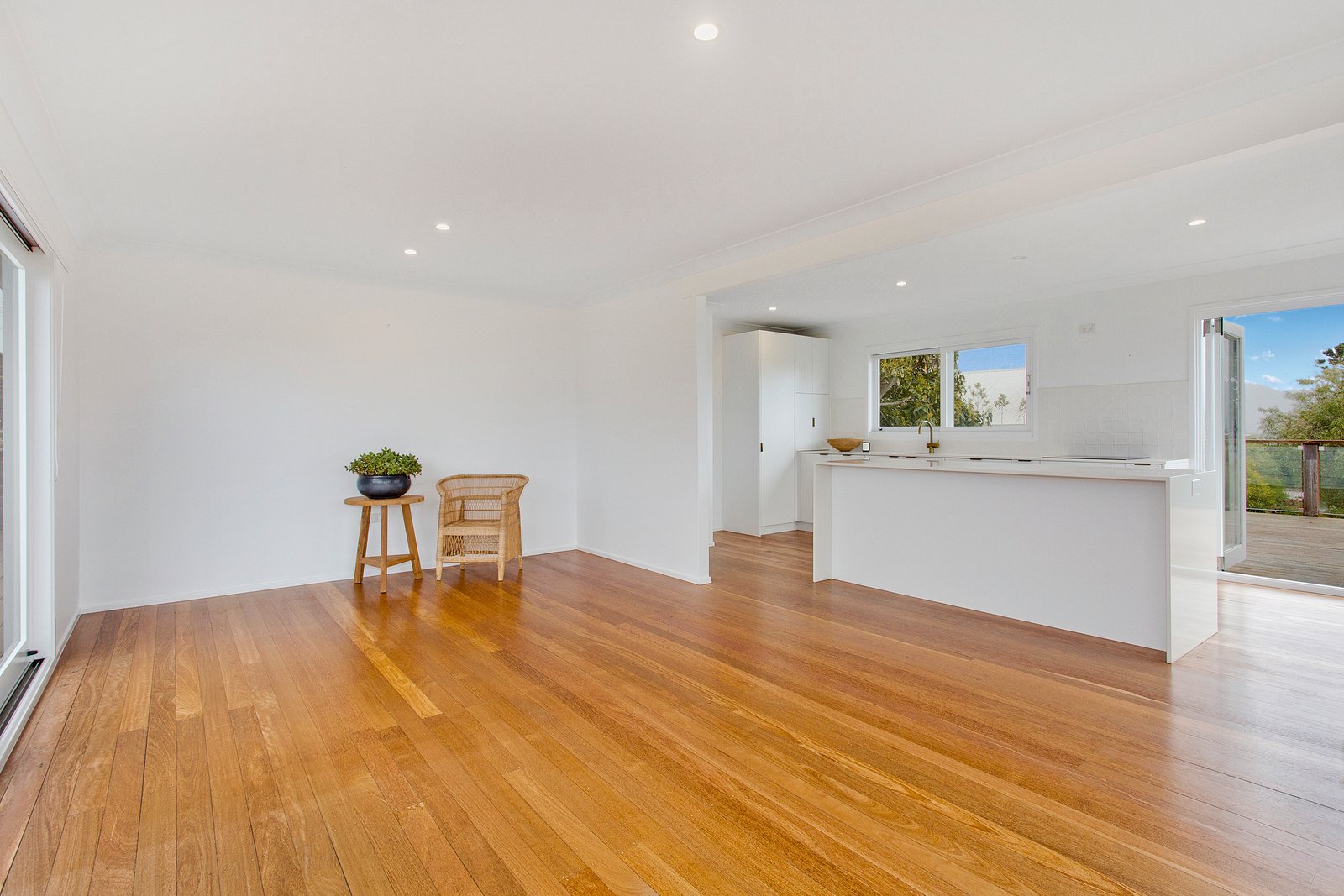 19 Bergalia Crescent CAMDEN HEAD 4