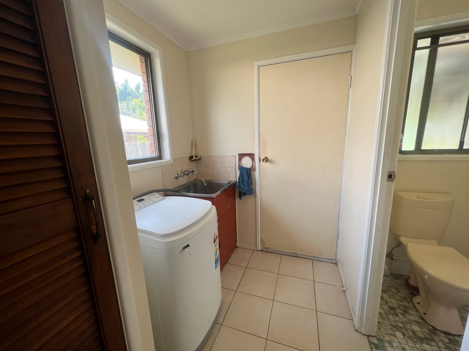 19 Bevington Street TANNUM SANDS 9