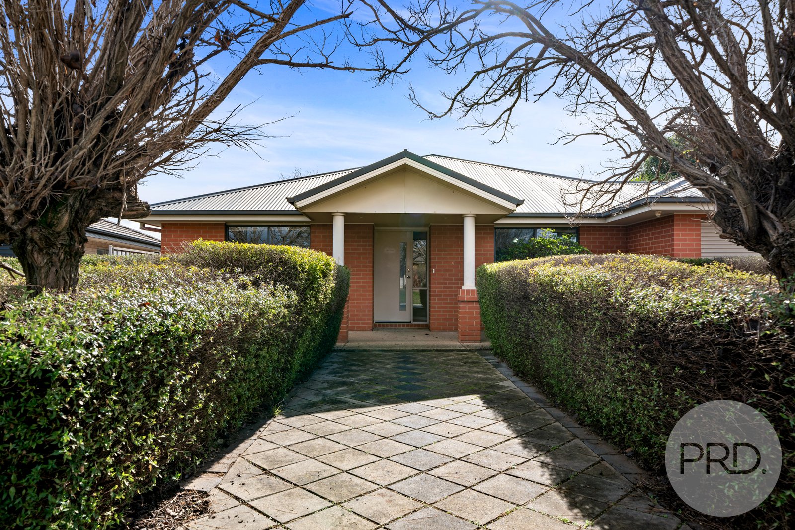 19 Birri Place GLENFIELD PARK 2