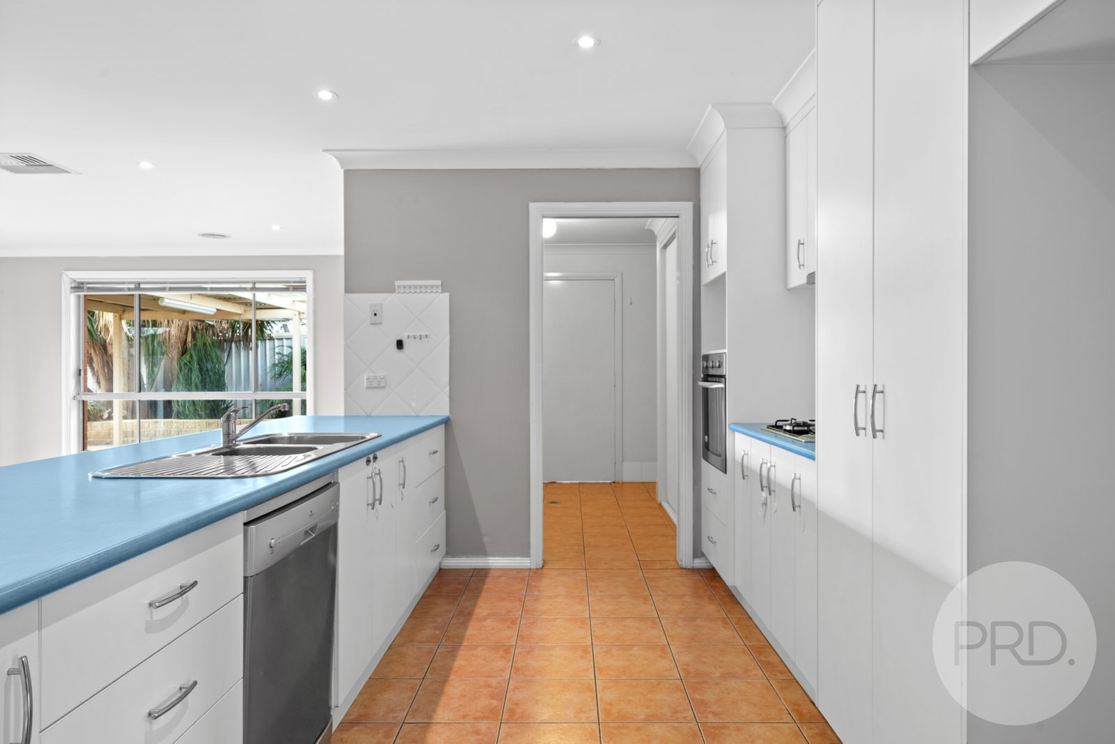 19 Birri Place GLENFIELD PARK 6