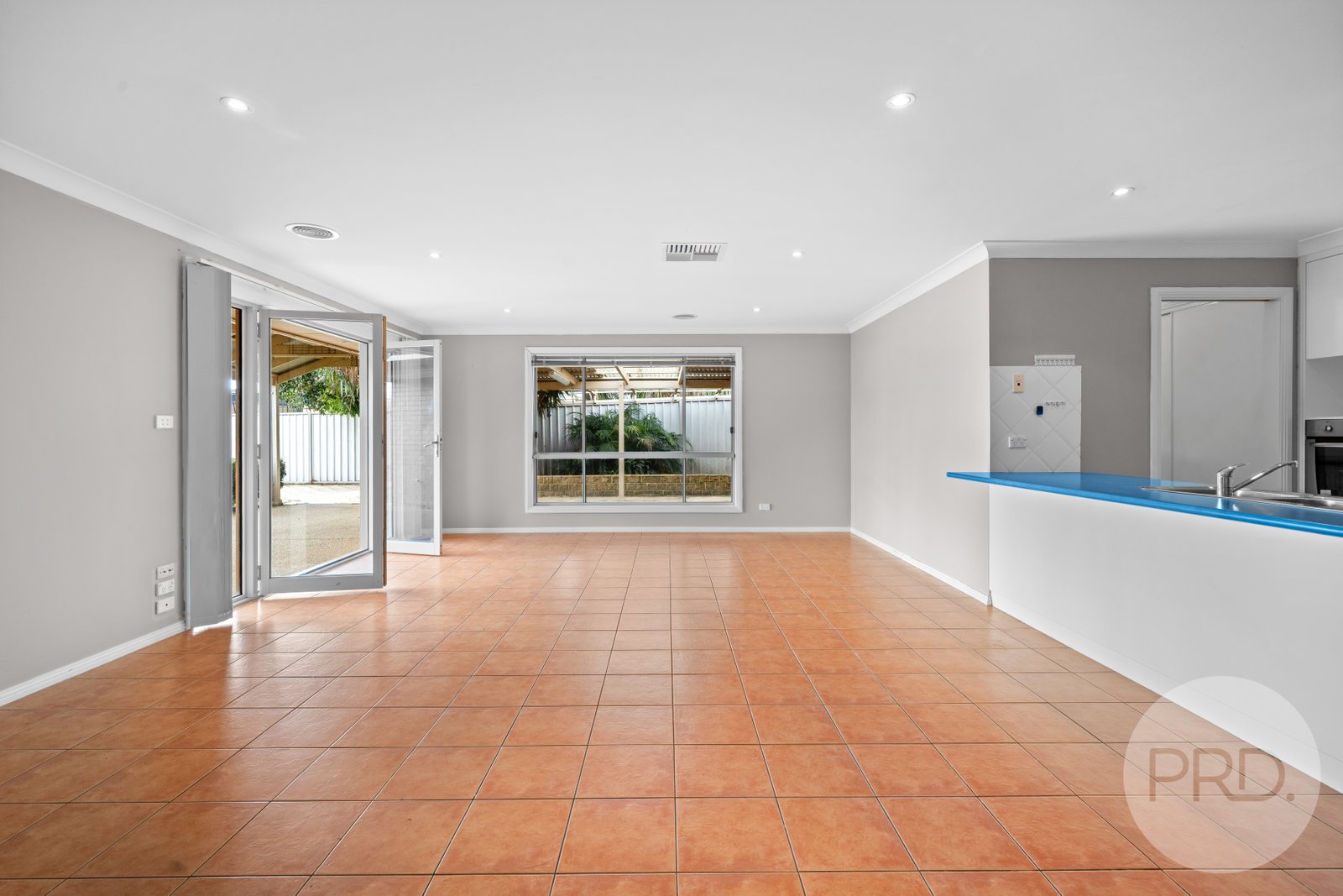 19 Birri Place GLENFIELD PARK 8