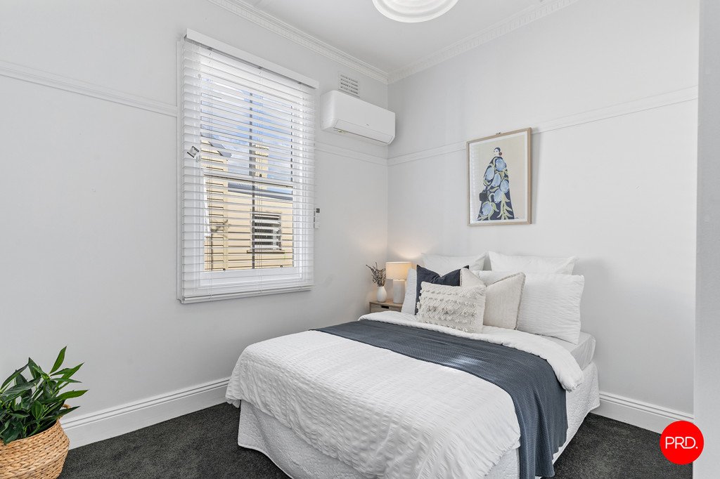 19 Booth Street GOLDEN SQUARE 9