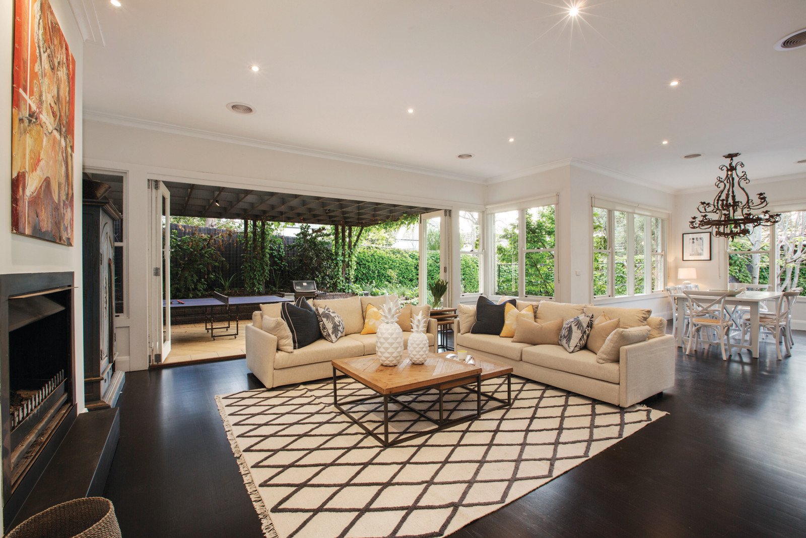 19 Bourne Road, Glen Iris, VIC