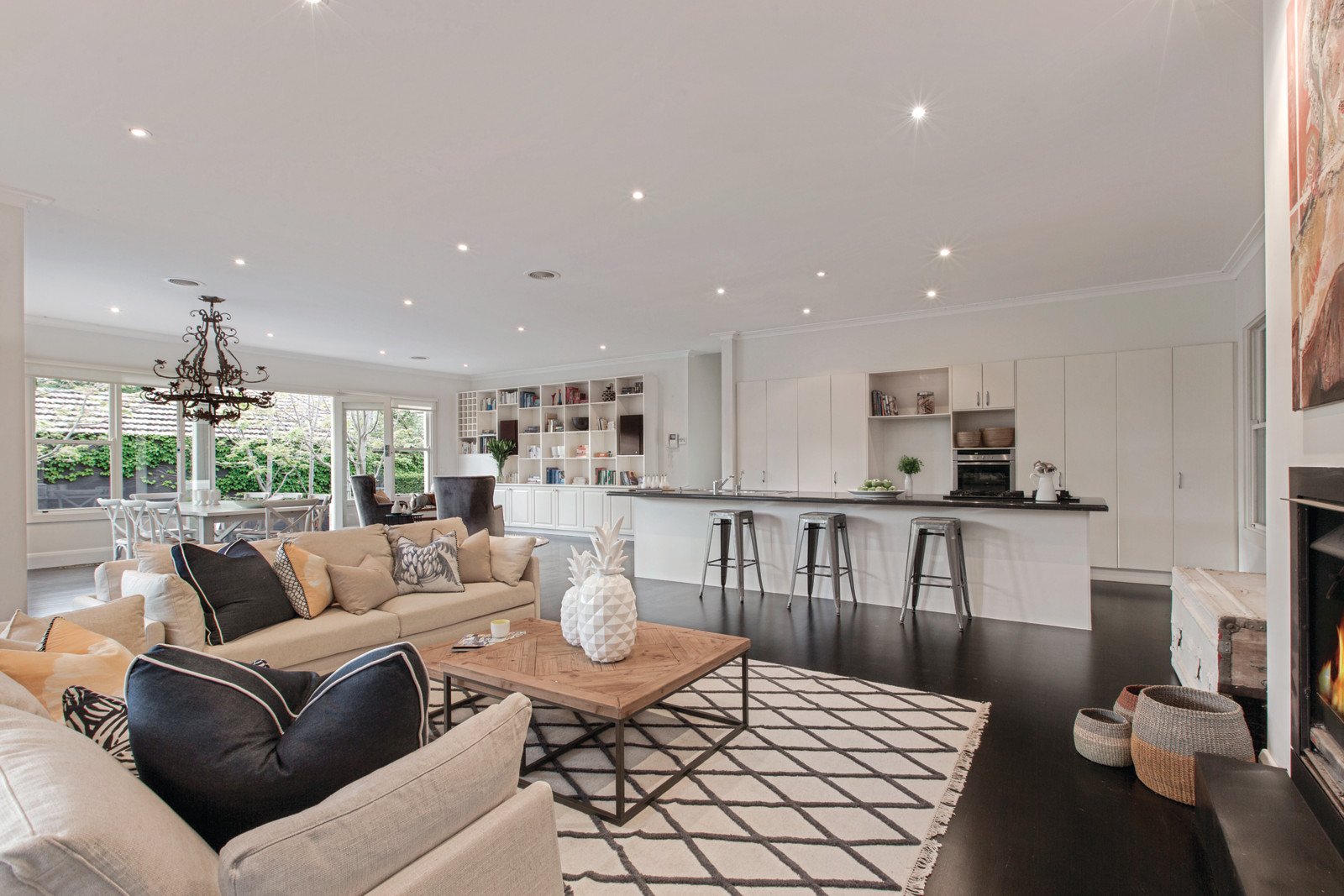 19 Bourne Road, Glen Iris, VIC