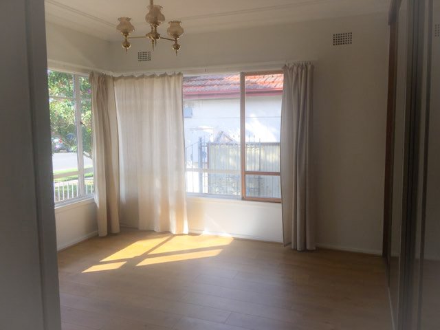 19 Bristol Rd  HURSTVILLE 4