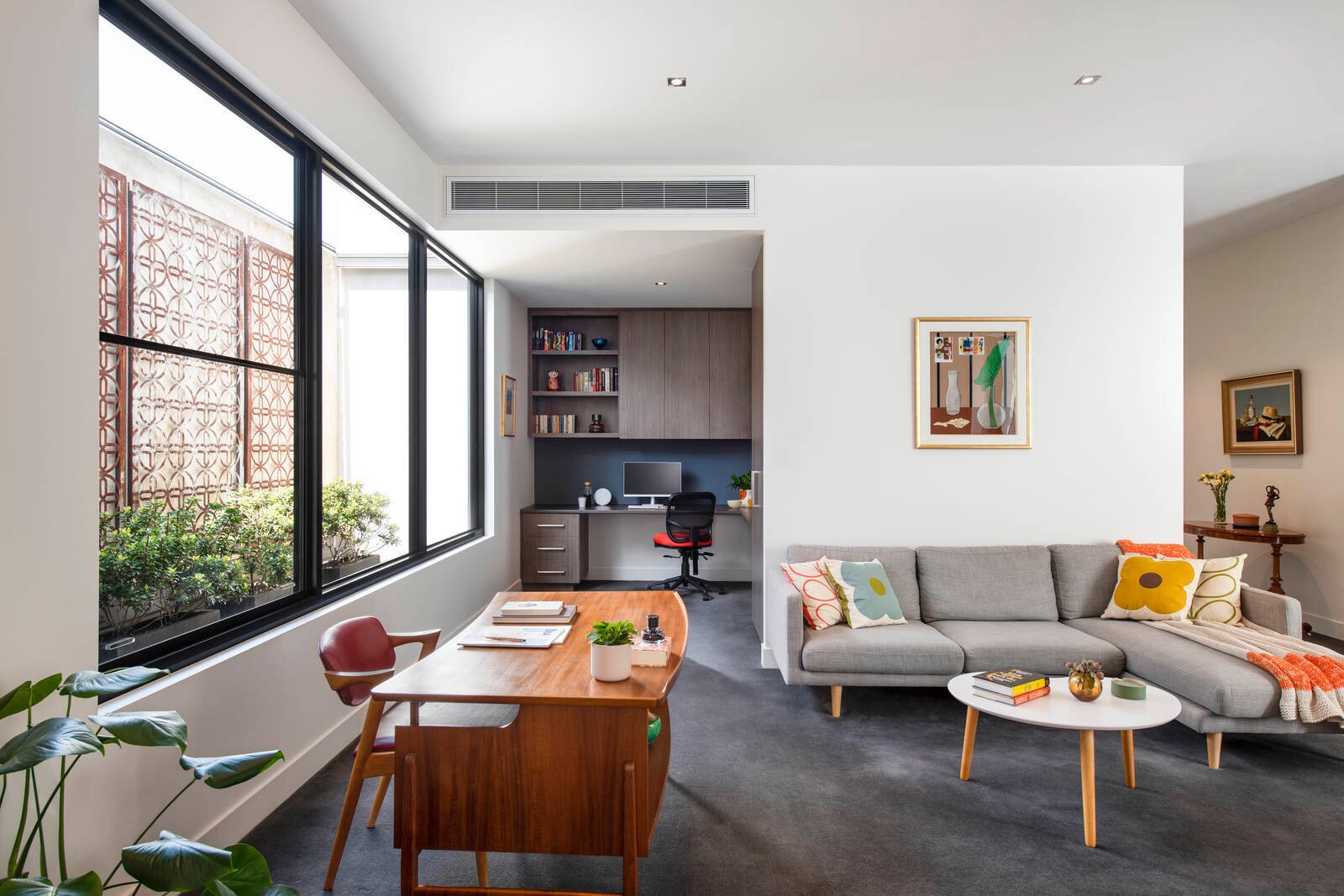 Real Estate and Property in 19 Brookville Road, Toorak, VIC