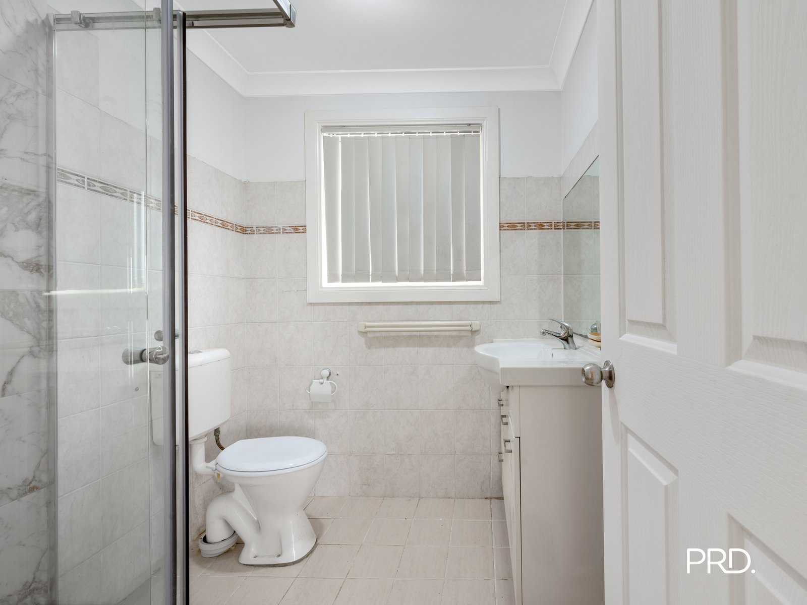 19 Bunsen Avenue EMERTON 8