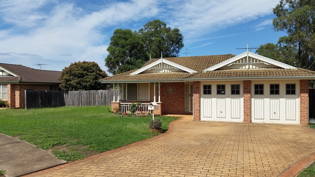 19 Buyu Drive GLENMORE PARK 1