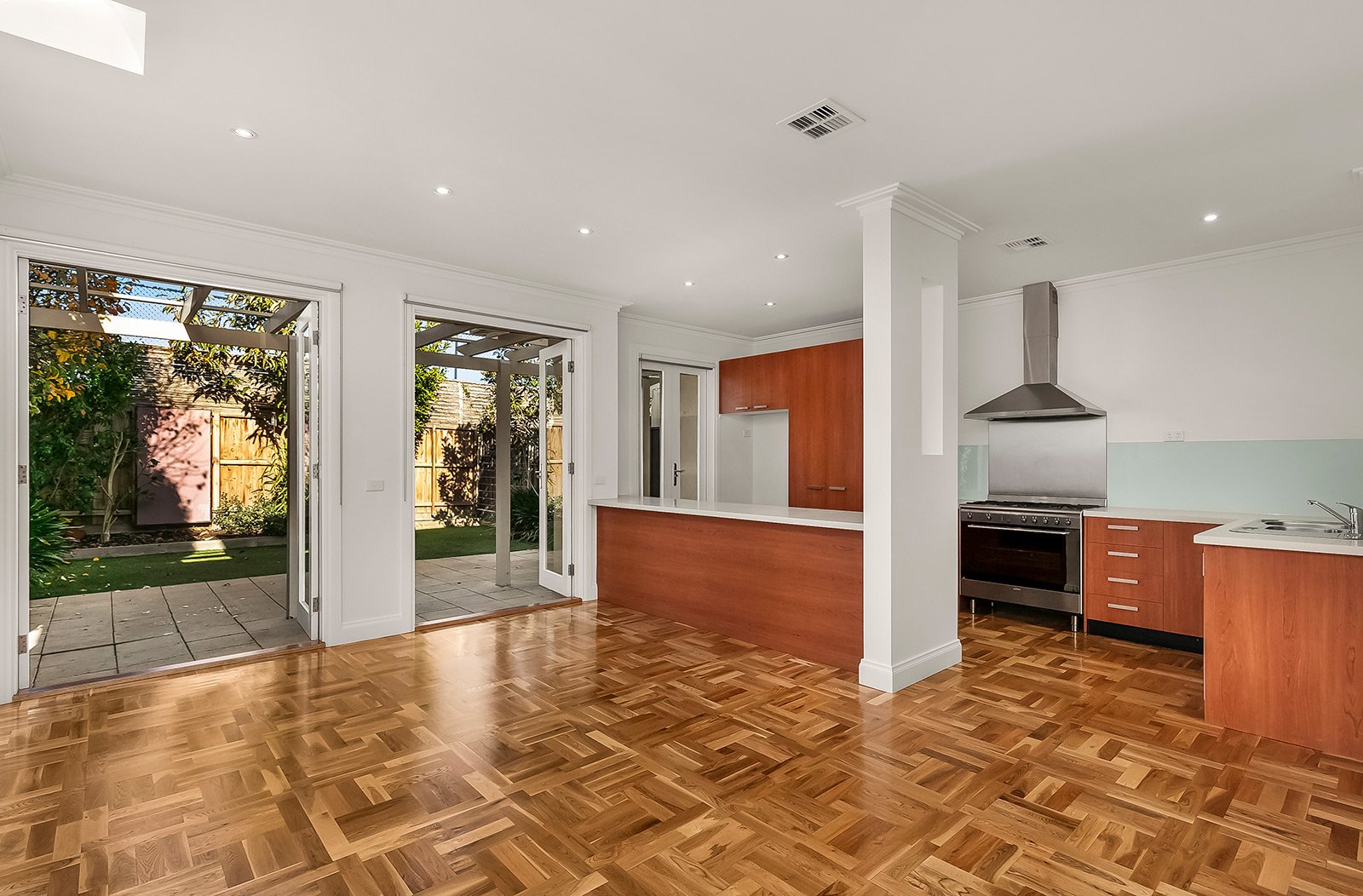 Gallery: 19 Cadby Street