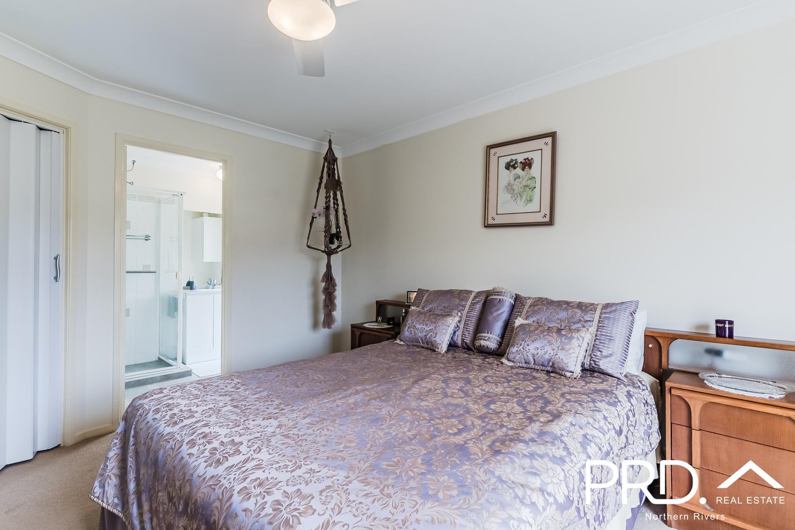 19 Callune Terrace GOONELLABAH 16