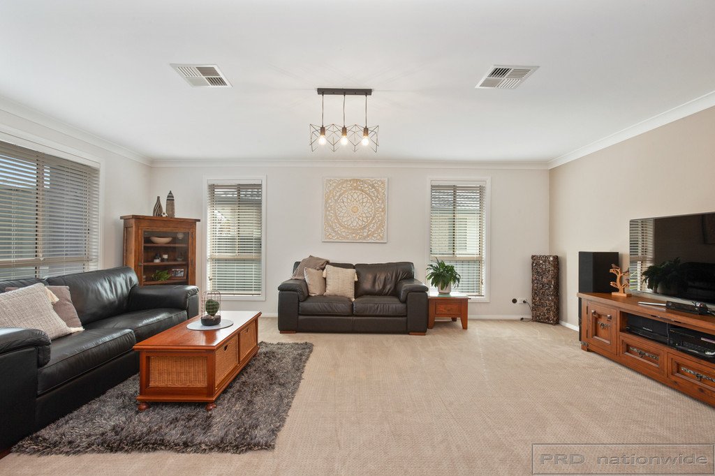 19 Cambrian Place EAST MAITLAND 3