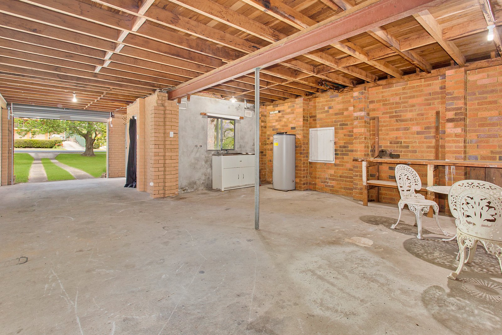 19 Camden Head Road DUNBOGAN 14