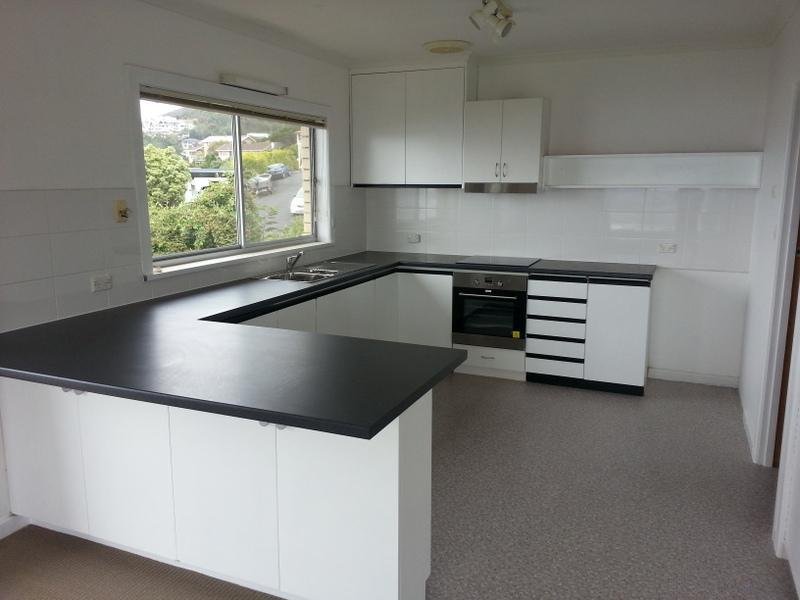 1/9 Capri Drive SANDY BAY 3