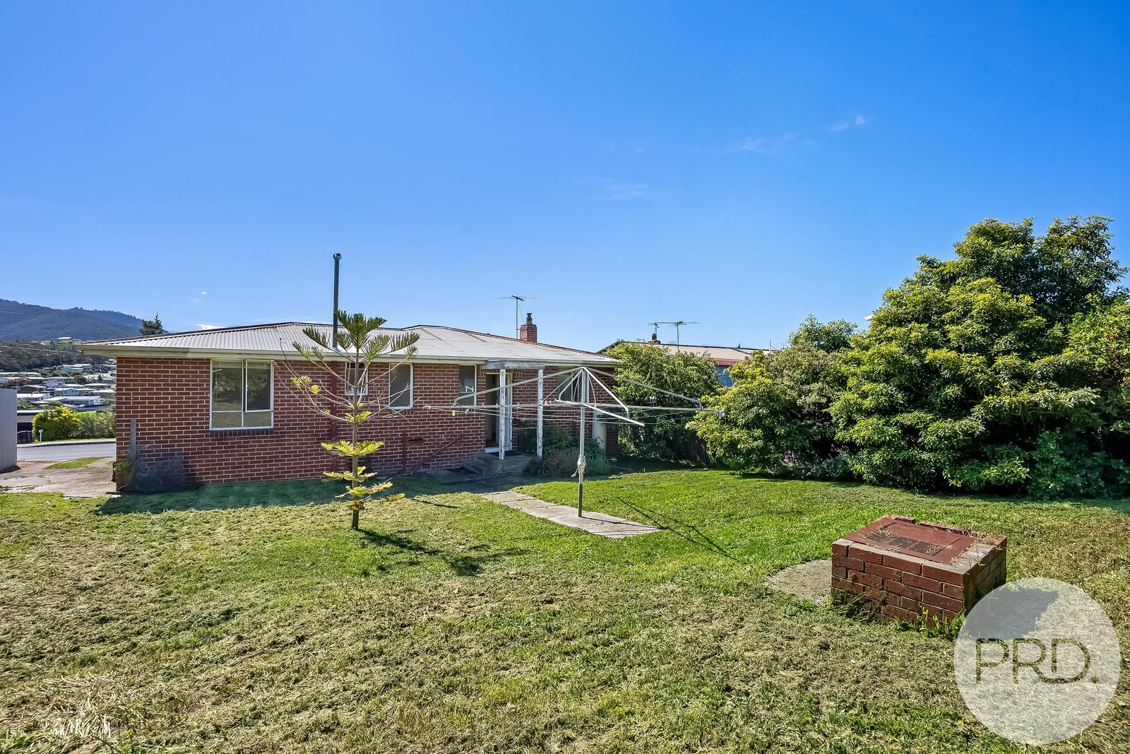 19 Centenary Crescent CLAREMONT 14
