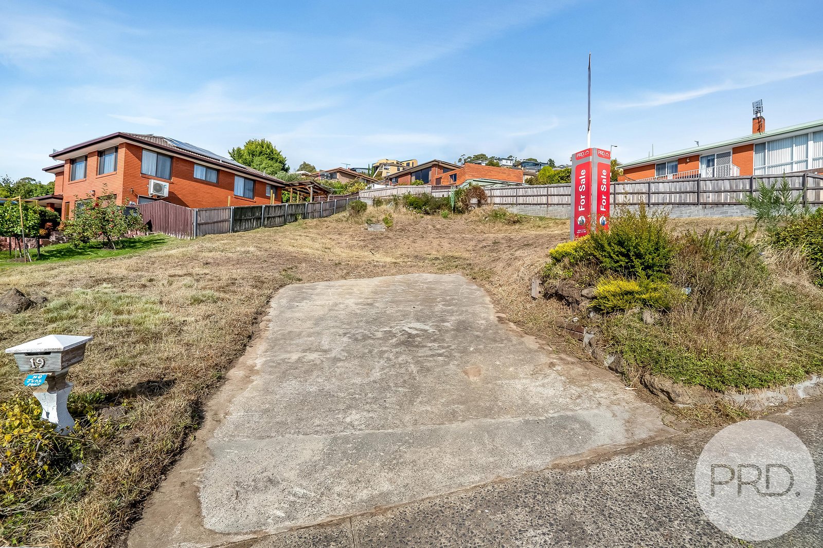 19 Chandos Drive BERRIEDALE 3