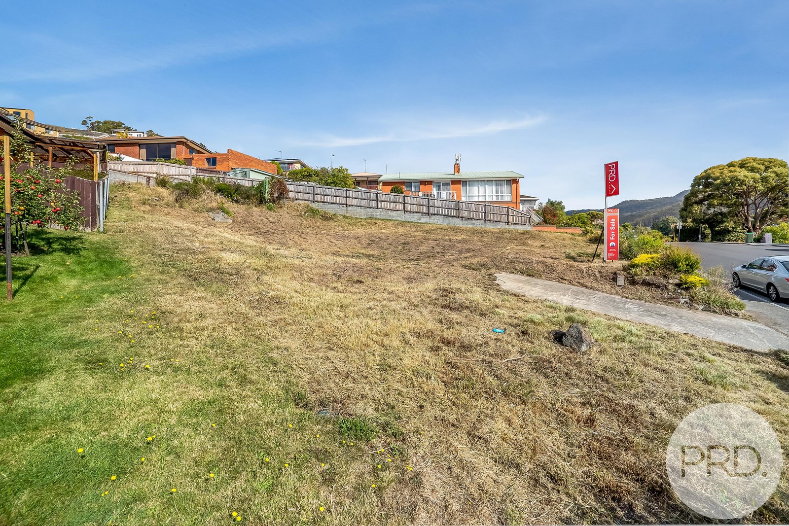 19 Chandos Drive BERRIEDALE 4