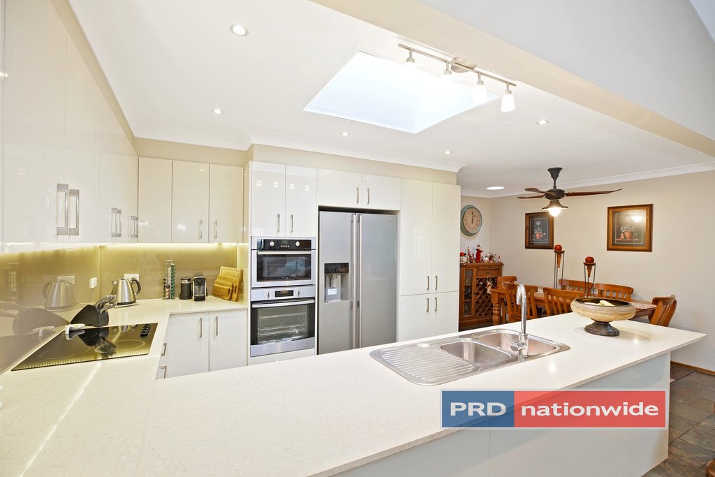 19 Chesterton Court CAMBRIDGE GARDENS 3