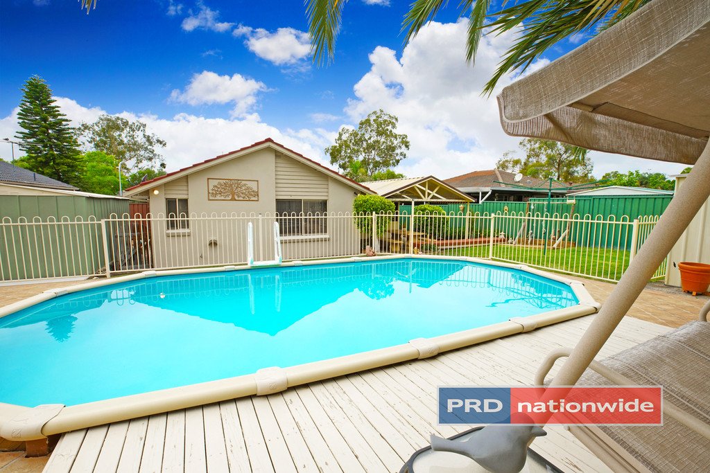 19 Chesterton Court CAMBRIDGE GARDENS 10