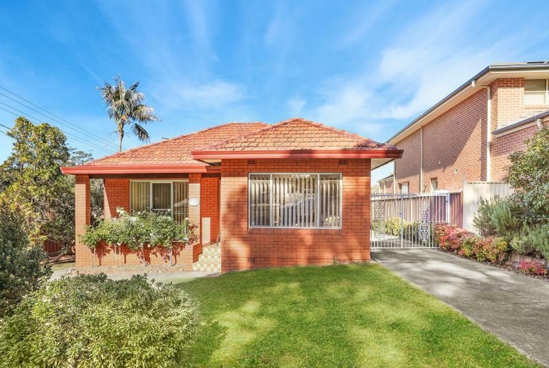 19 Clarendon Road PEAKHURST 1