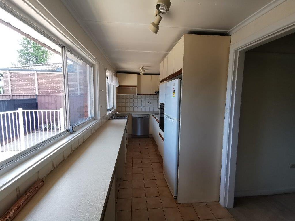 19 Clarendon Road PEAKHURST 6