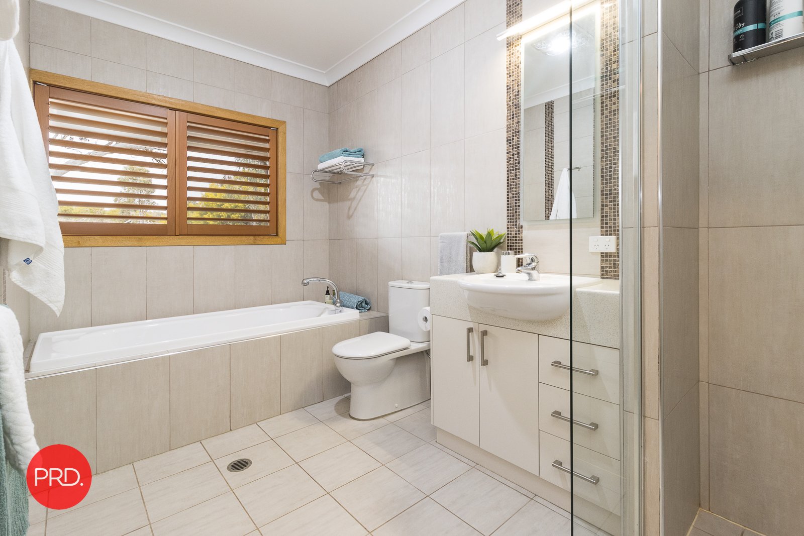 19 Clearview Place BYWONG 12