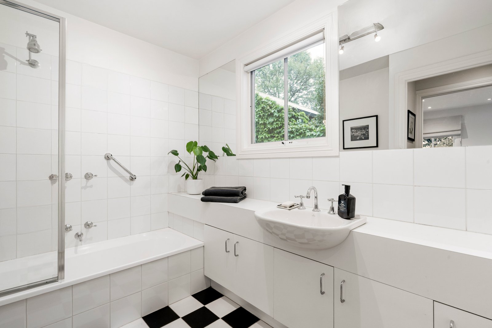 19 Clive Road, Hawthorn East, 3123