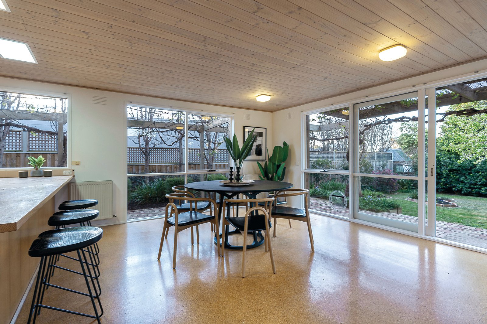 19 Cloverdale Road, Glen Iris, VIC